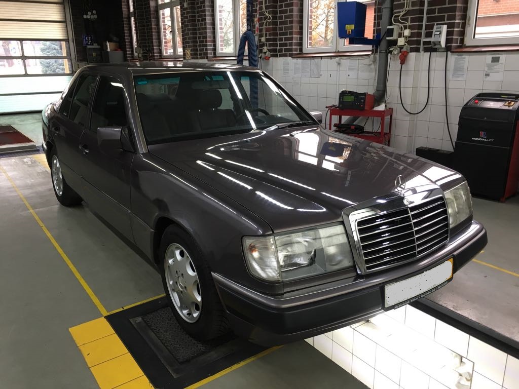 Mercedes W124 1992r 2.0 benzyna