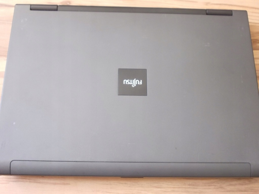 Fujitsu-Siemens Esprimo X9515 Z118D