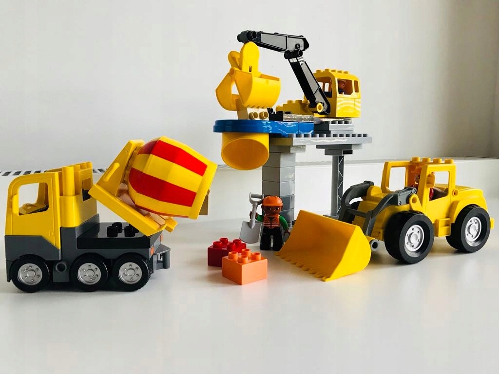 Klocki LEGO DUPLO Kamieniołom Beton Koparka 5653