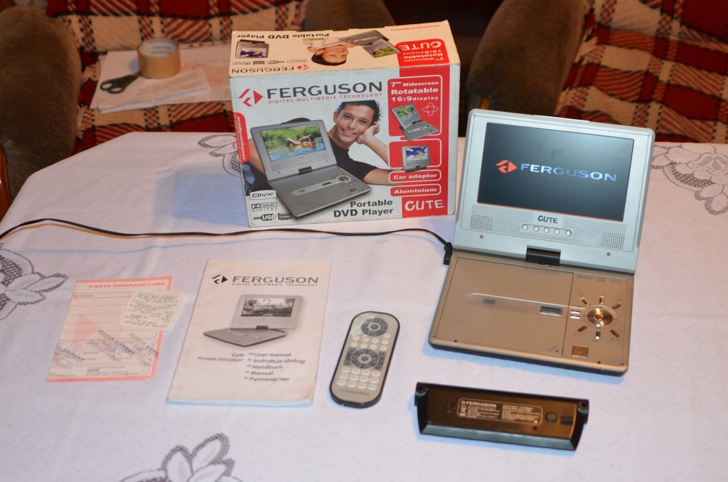 DVD player FERGUSON portable przenośny USB, SD .