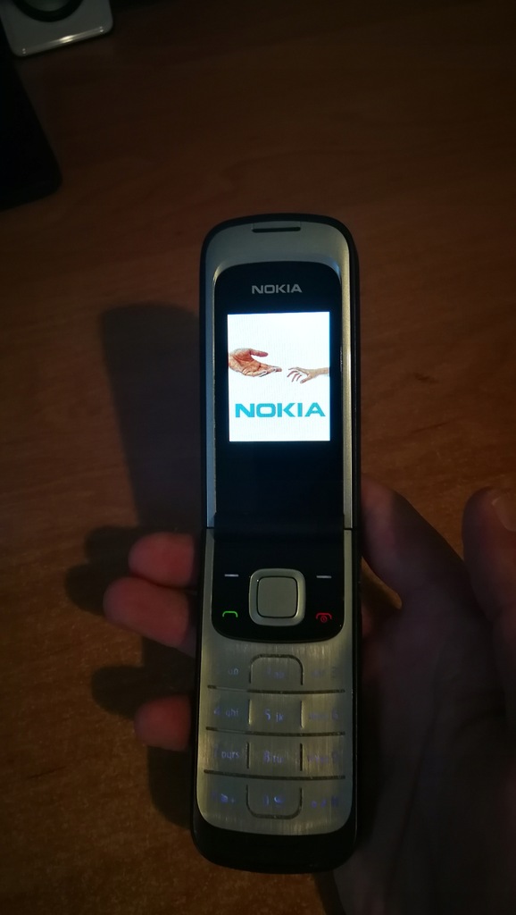 Nokia 2720 Fold (z klapką)