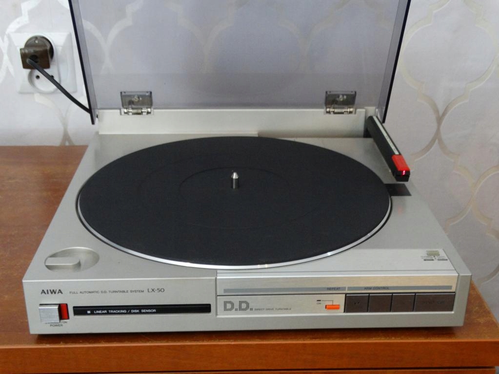 Gramofon Aiwa LX-50 Direct Driwe. Vintage.