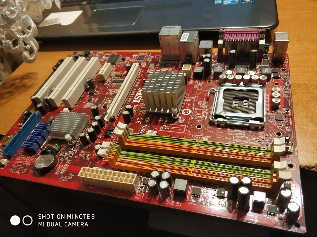 MSI N1996