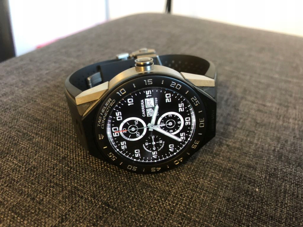 tag heuer connected lugs