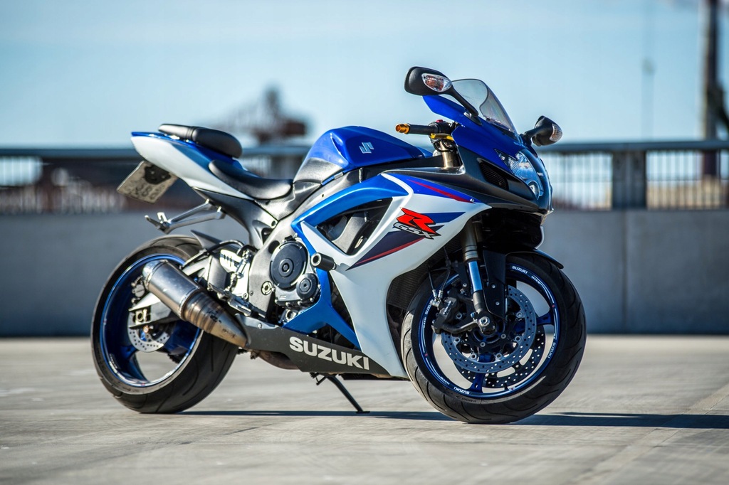 Suzuki GSX-R 600 07 GSXR CBR 600 ZX6R 636 675