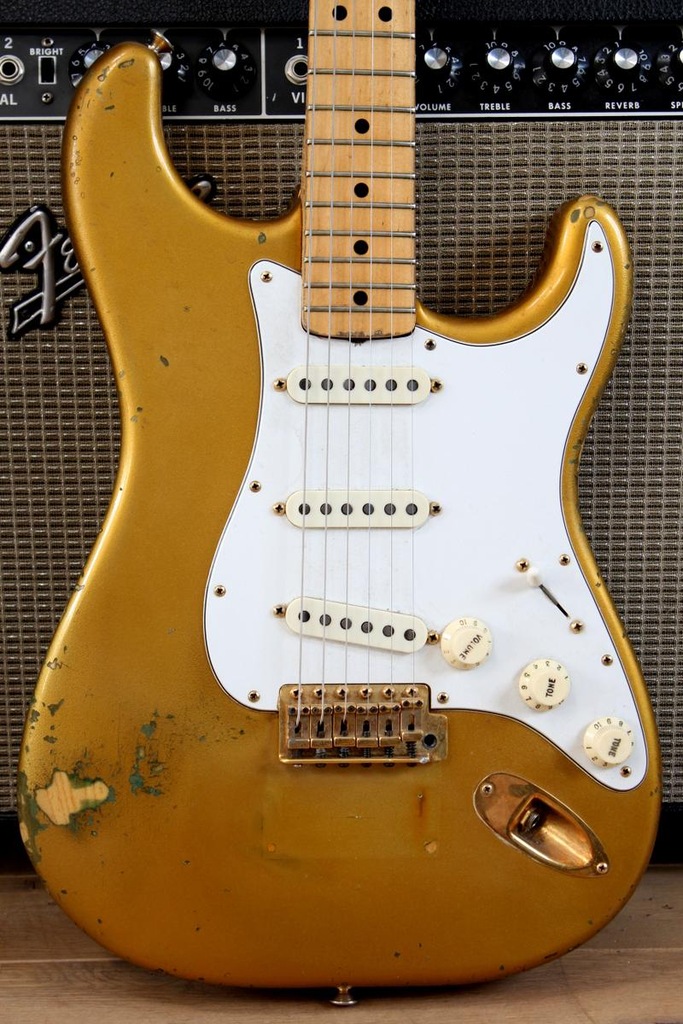 Fender Stratocaster Dan Smith Gold z 1982 r.