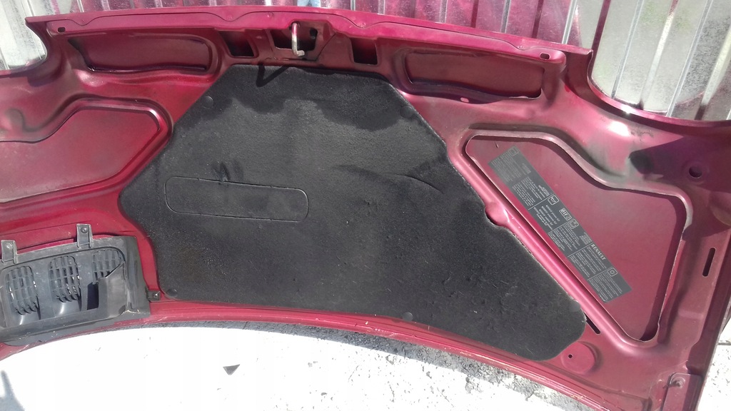 WYCISZENIE WYGŁUSZENIE MASKI RENAULT TWINGO I LIFT