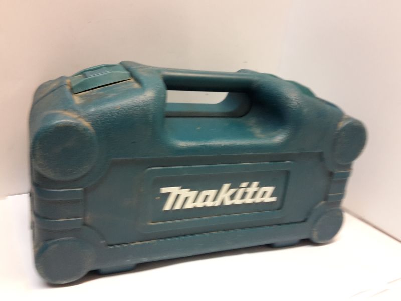 Makita 6722d замена аккумулятора