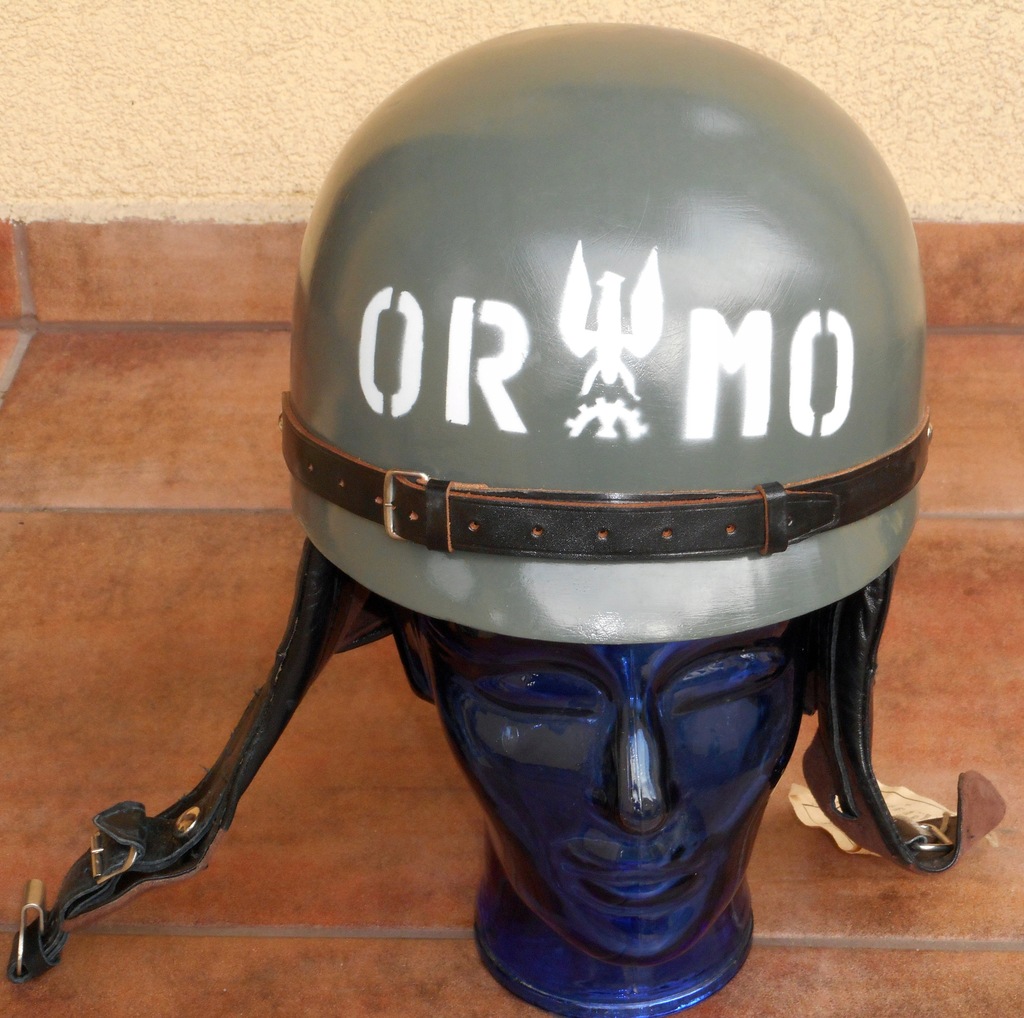 KASK ORMO / MO / PRL MOTOCYKLOWY rozm. 58 nowy
