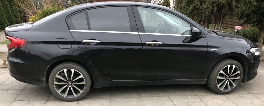 Fiat Tipo II Sedan bogaty Lounge - cesja leasingu