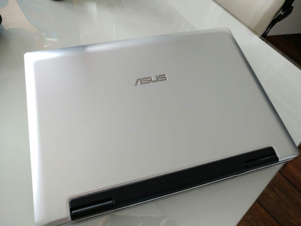 ASUS A8H