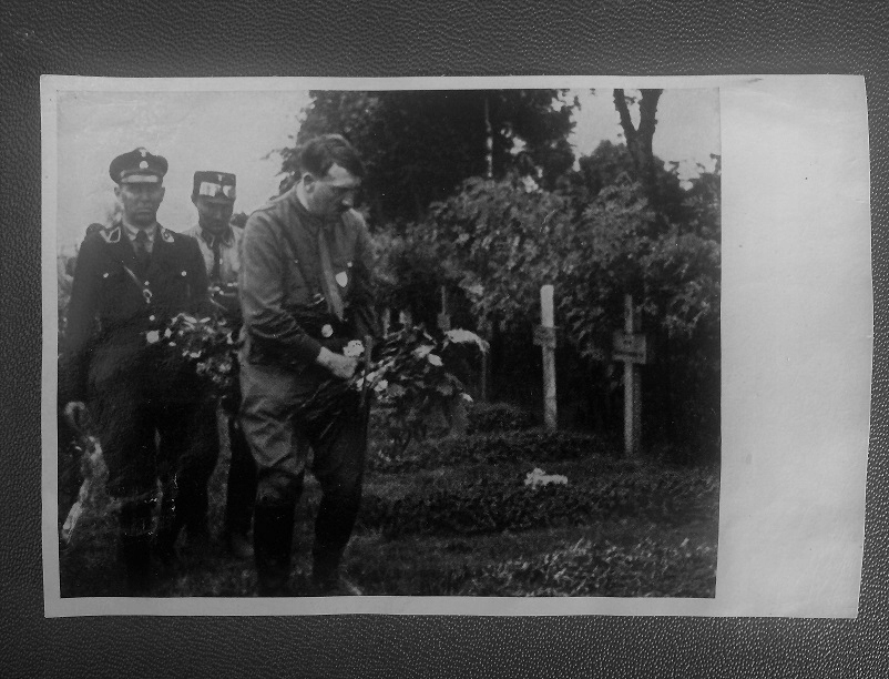 III Rzesza Adolf Hitler na Cmentarzu w Hohenstein