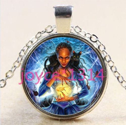 Wisiorek, amulet :wiedźma, czarownica.