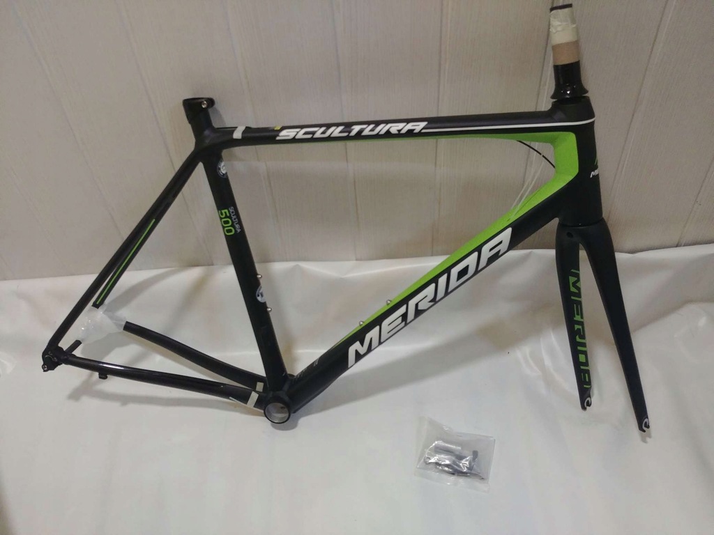 RAMA MERIDA SCULTURA 500 M/L 54CM BLACK/GREEN17