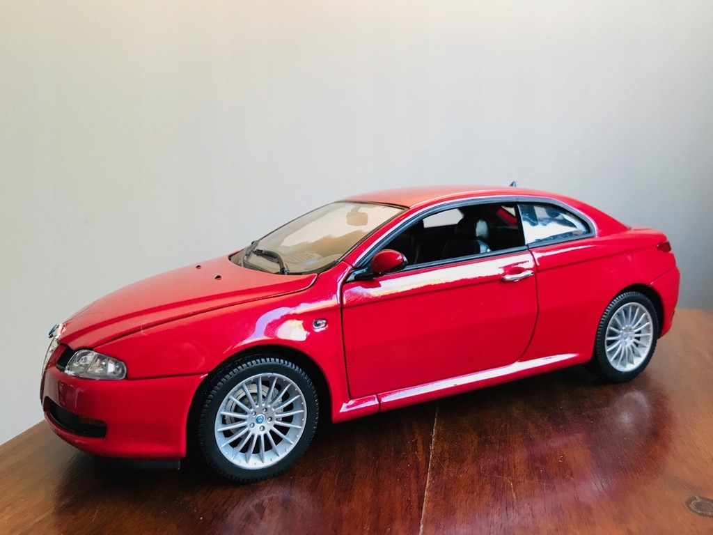 Alfa Romeo GT 1:18 Welly