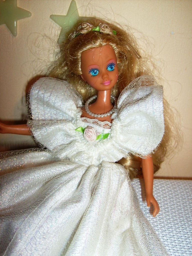 barbie homecoming queen