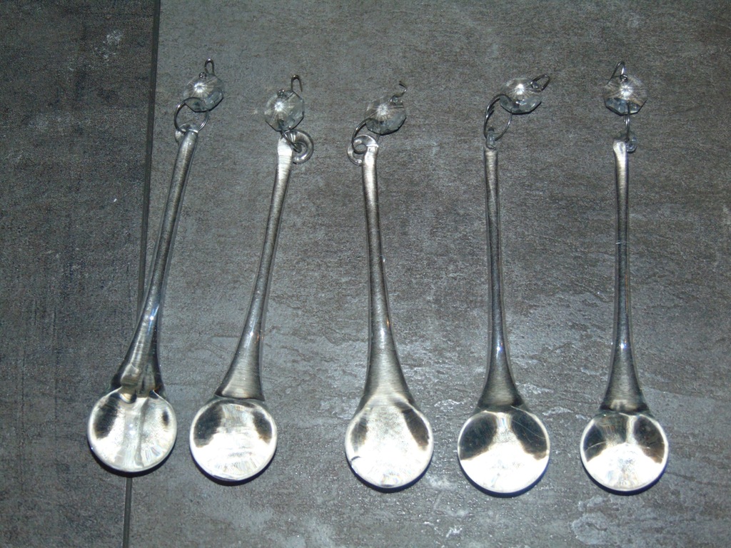 Stare kryształki szklane sople dł.14,4 cm.