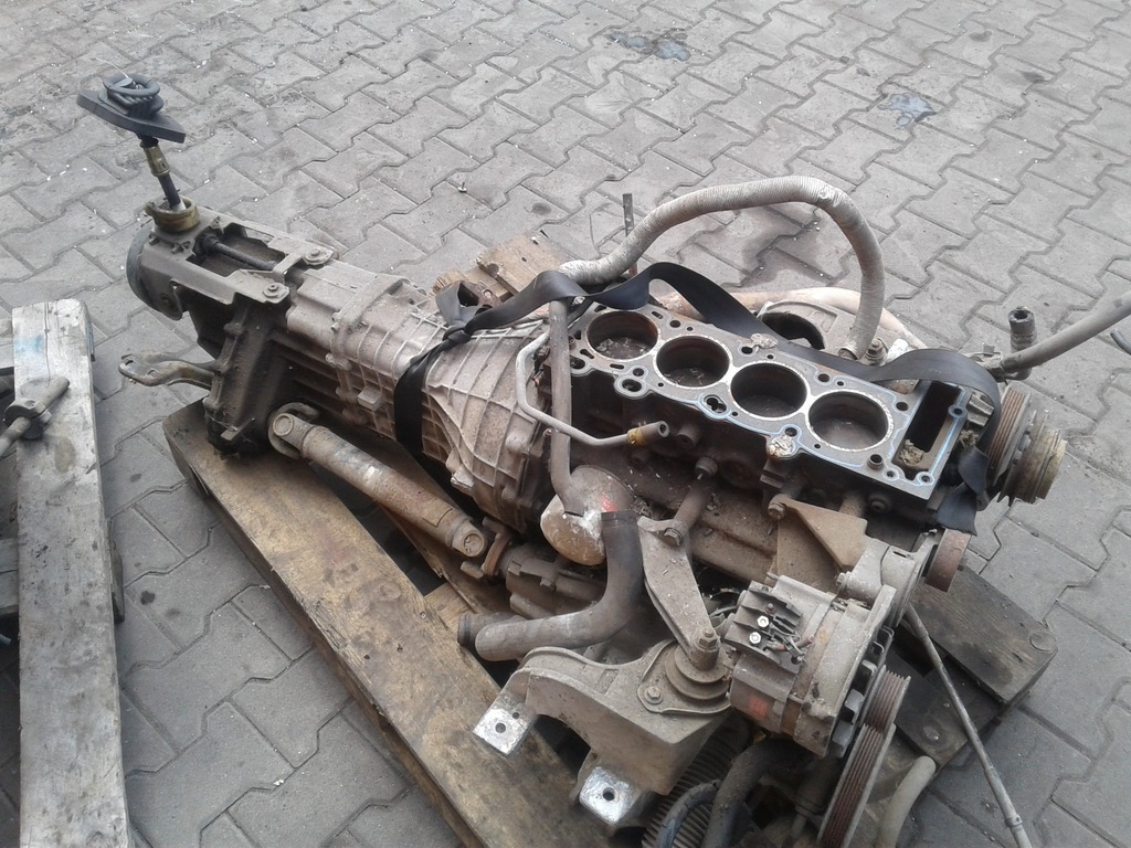 Ford Sierra. 2.0 DOHC silnik + skrzynia 4x4