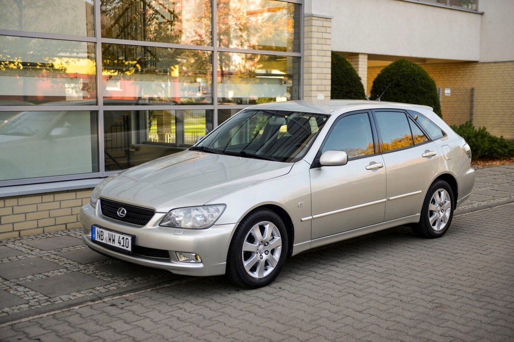 Lexus IS200 Sport Cross Full Option WEBASTO KAMERA