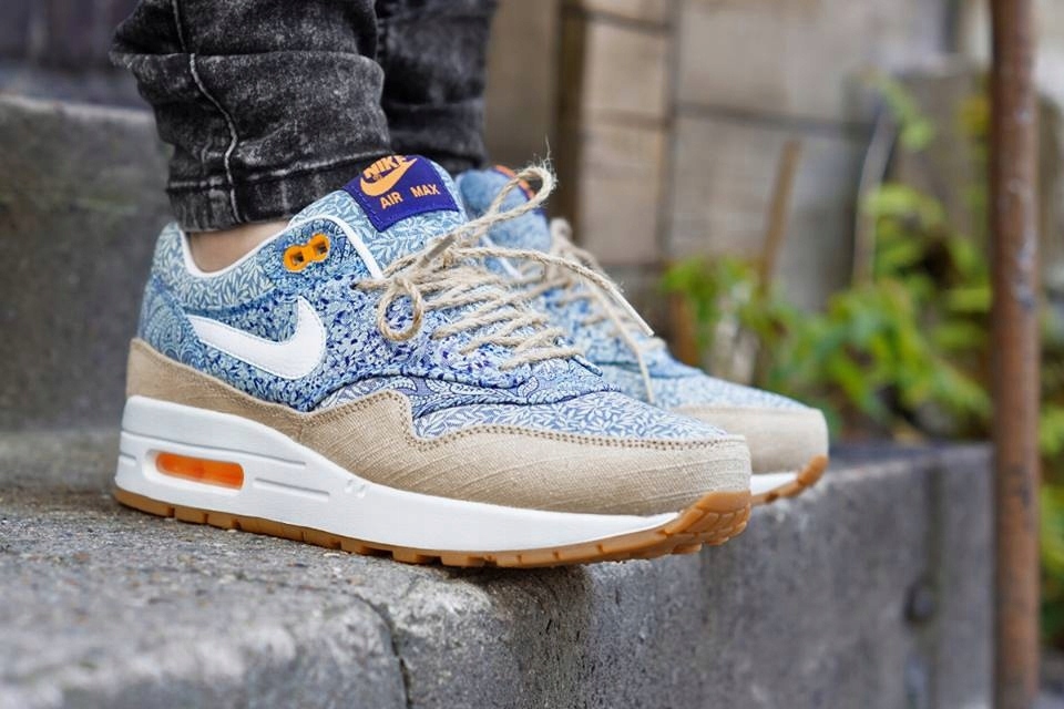 NIKE WMNS AIR MAX 1 LIBERTY QS r. 41