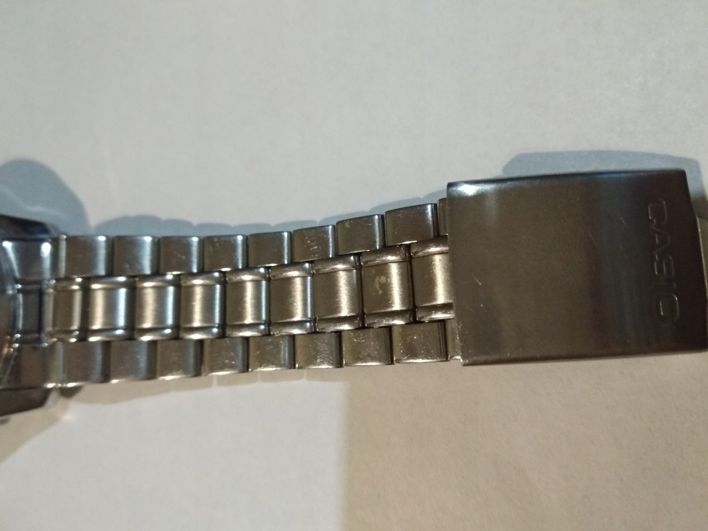 **ZEGAREK CASIO QUARTZ WATER RESIST Z DATOWNIKIEM - 7735070075 ...