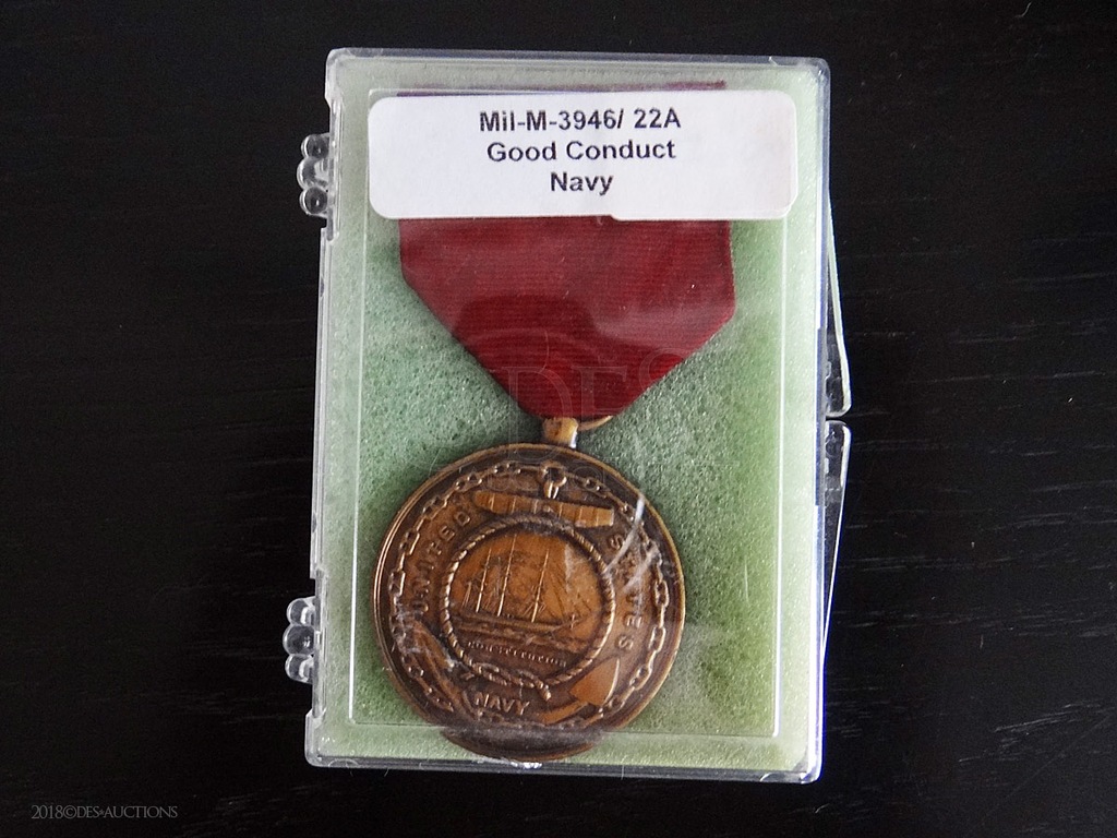 US NAVY GOOD CONDUCT MEDAL !!