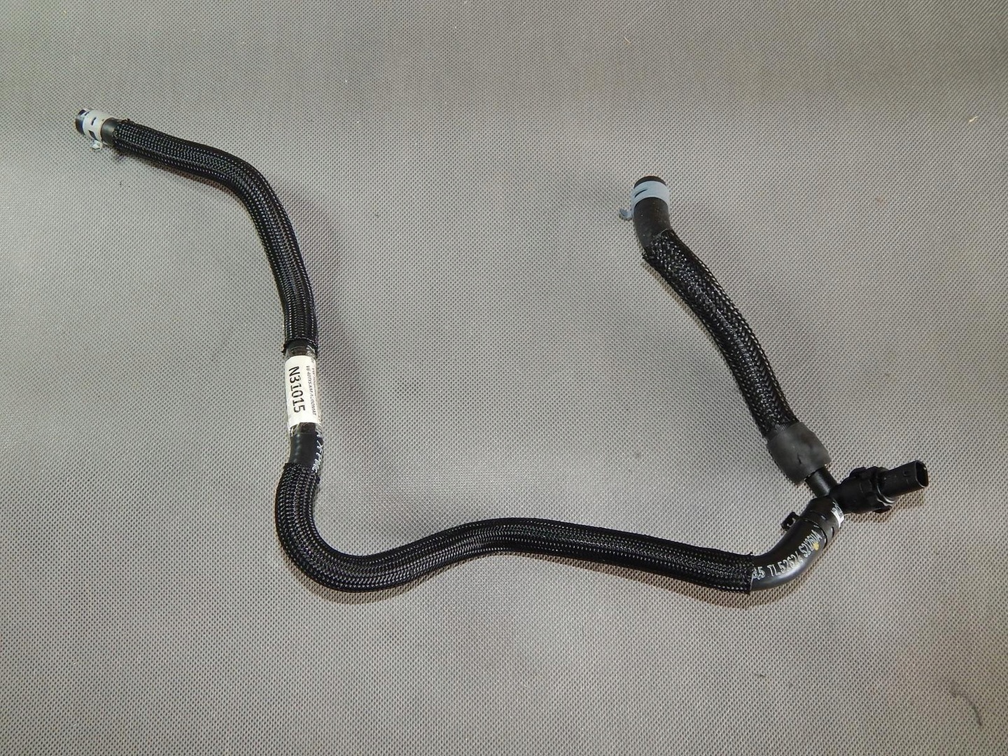 VW TOUAREG FUEL LINE 059919563
