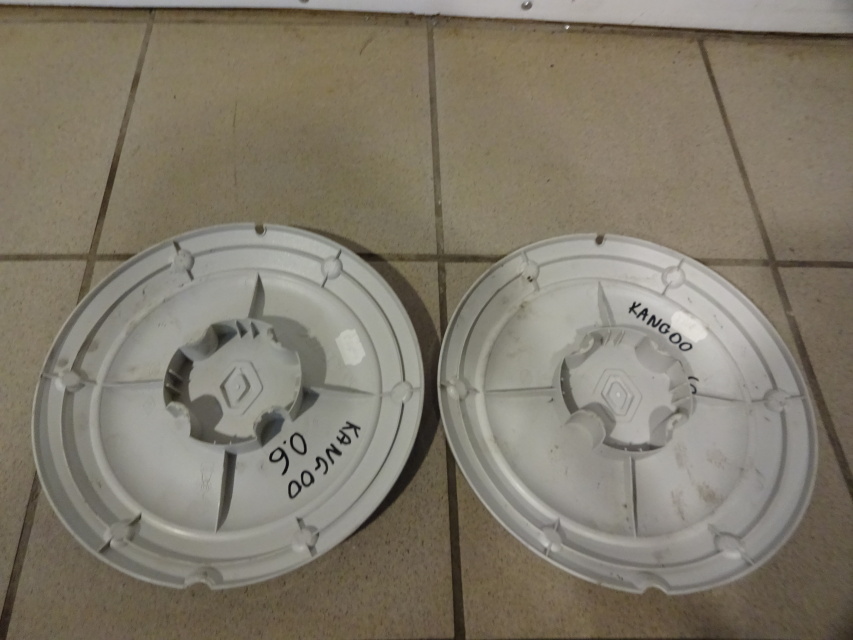 Renault on sale kangoo hubcaps