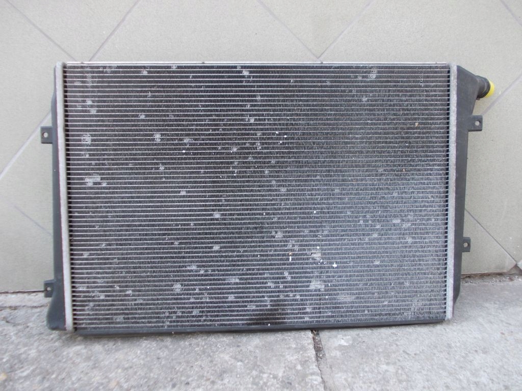 VW AUDI 1.9 2.0 TDI 1K0 121 251 AL water cooler