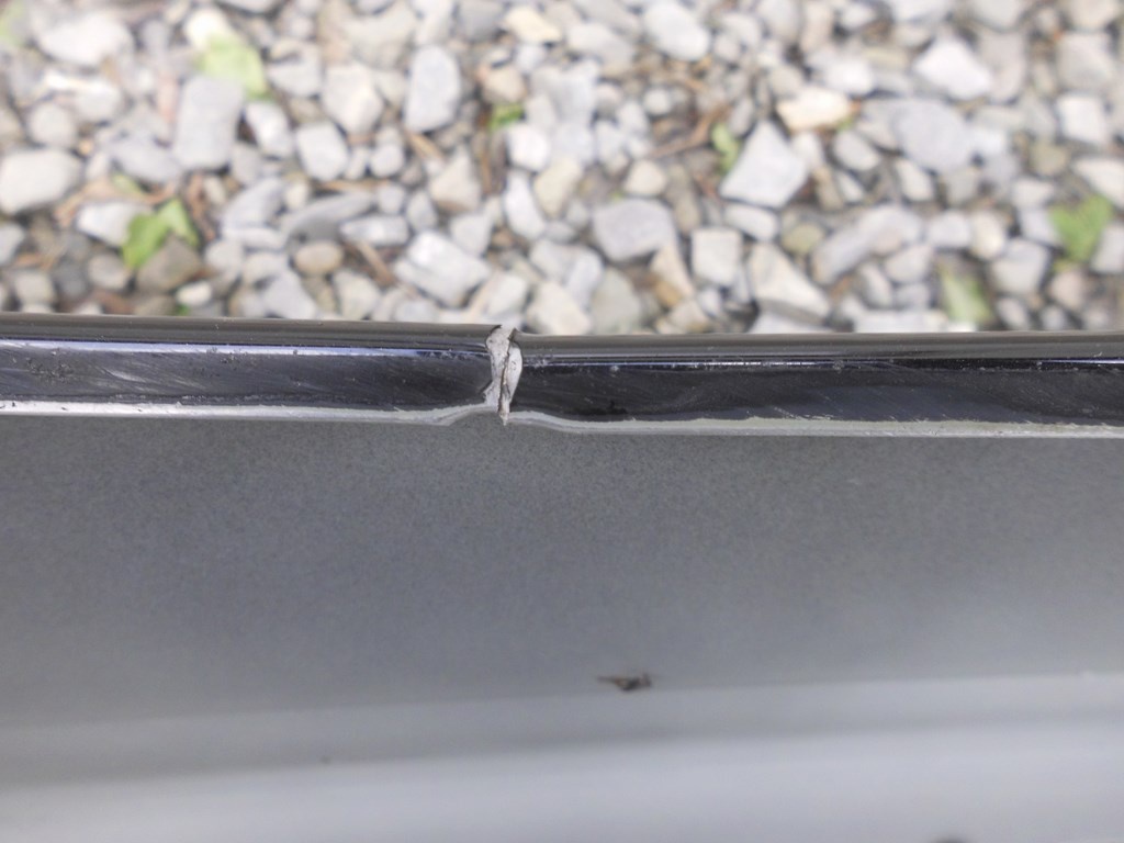 fender left front MERCEDES E KLASA 211 2002-2009R