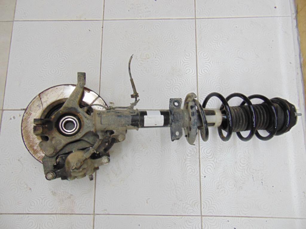 otoč McPherson levá FORD FIESTA MK7 1.5TDCI