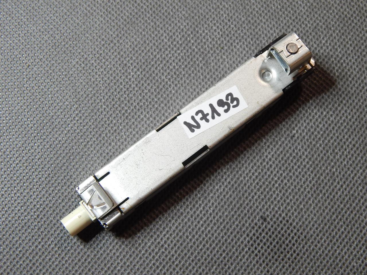 AUDI A3 8V antenna amplifier 8V3035225