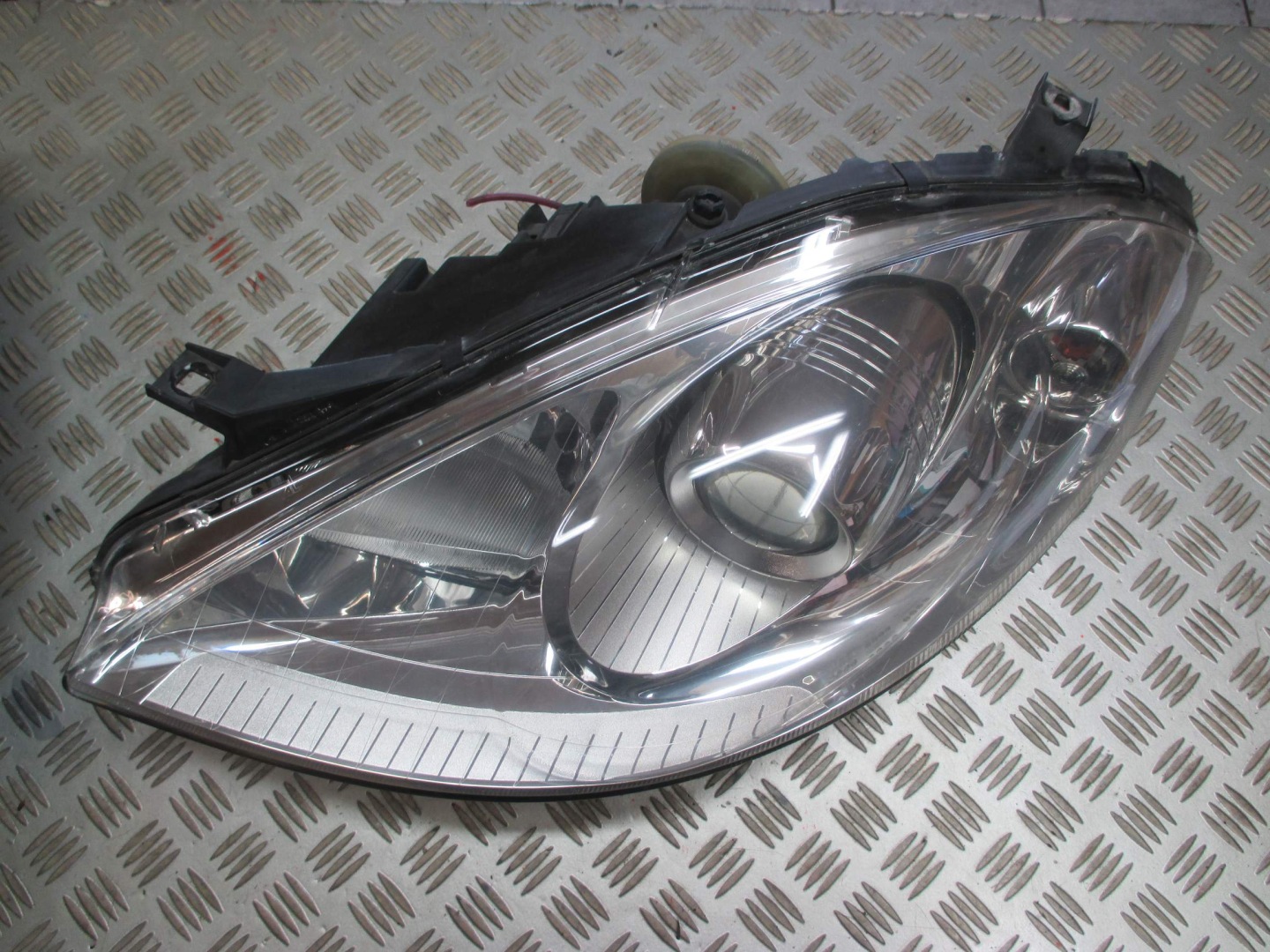 LICHT RECHTS ODER LINKS MERCEDES A-KLASA W169 04-08
