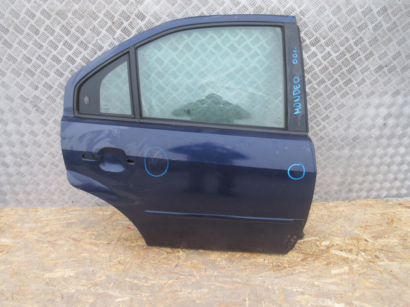 Tür Ford Mondeo MK3 HB rechts hinten
