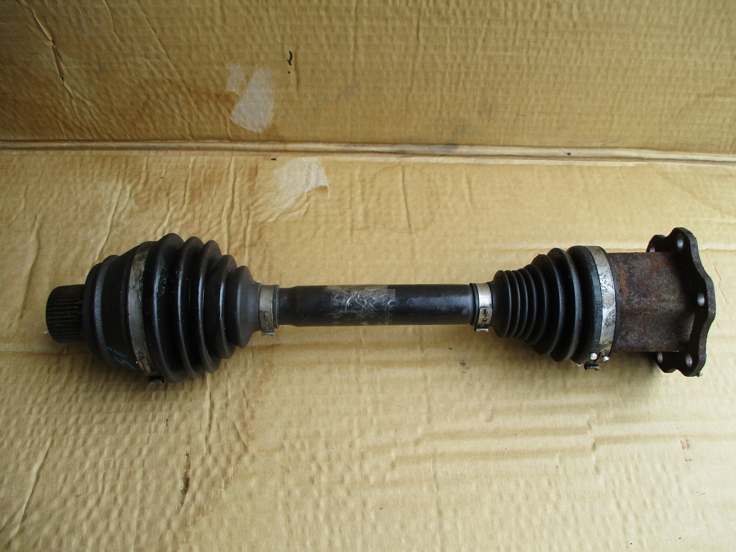 semi-axis front Audi A4 A5 Q5 8K0407271S