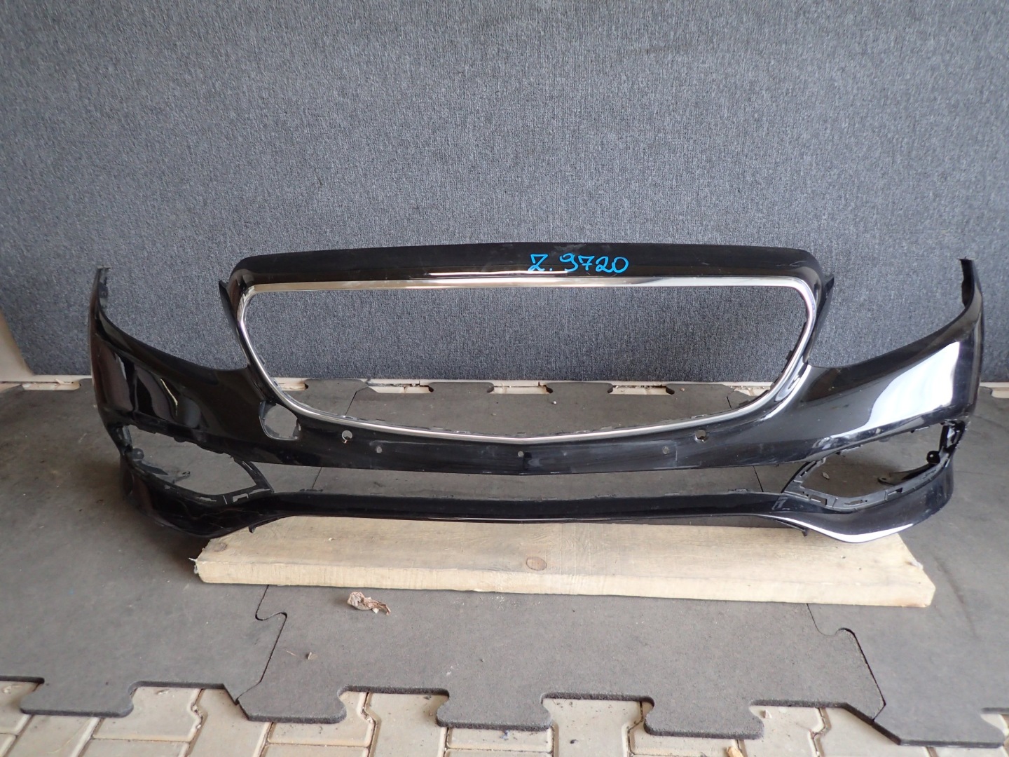 PARAURTI ANTERIORE MERCEDES E KLASA W213