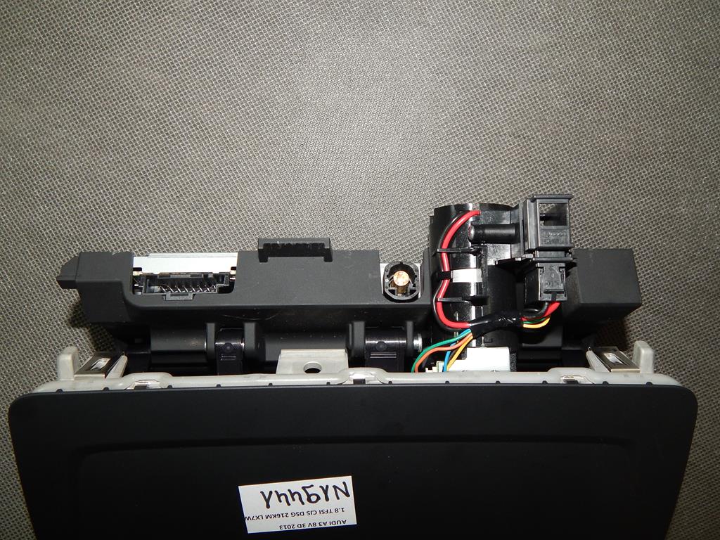 AUDI A3 8V EKRAN display MMI 8V0857273C 8V0857974A