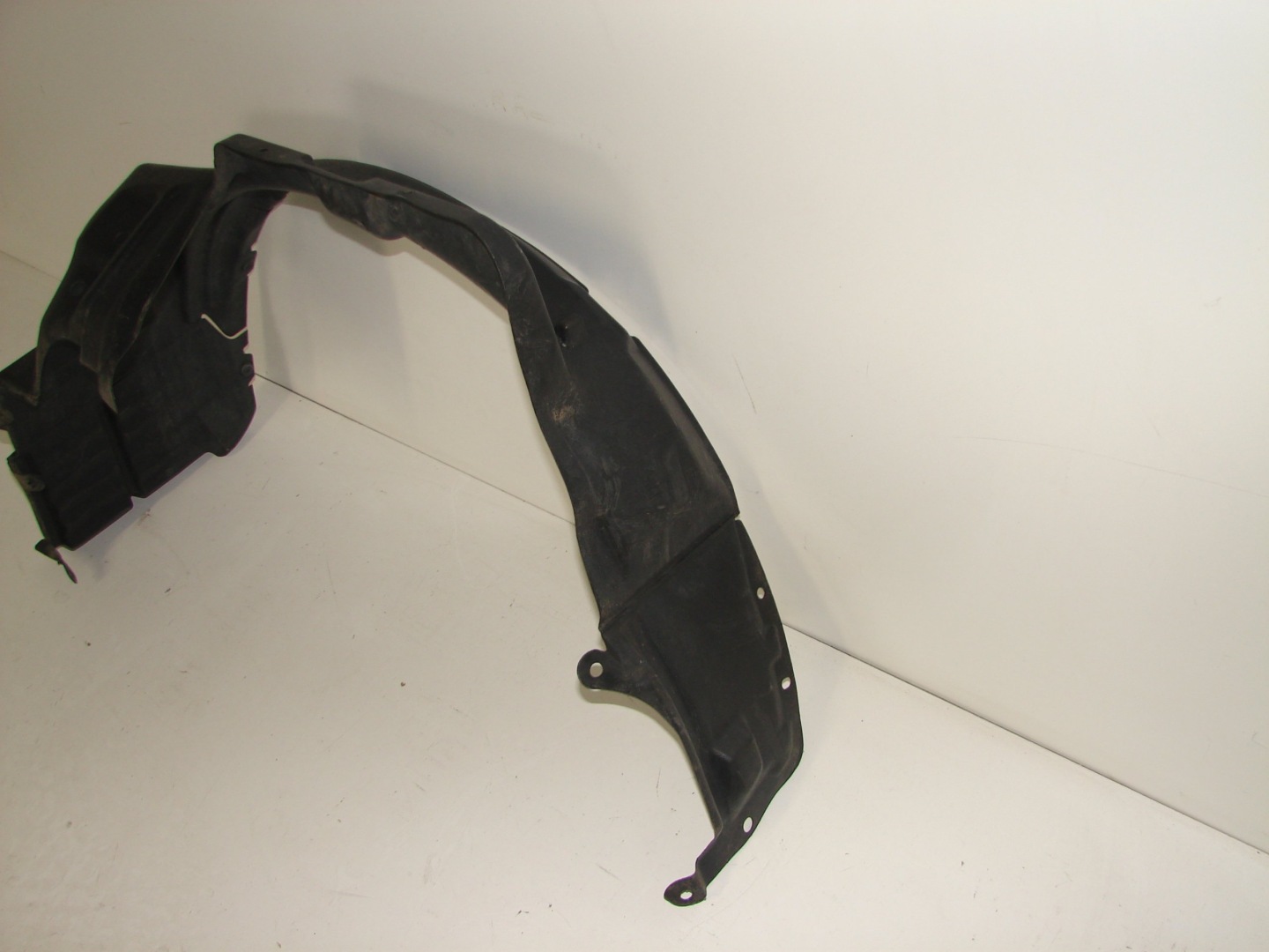 mudguard front right MITSUBISHI LANCER 03-07