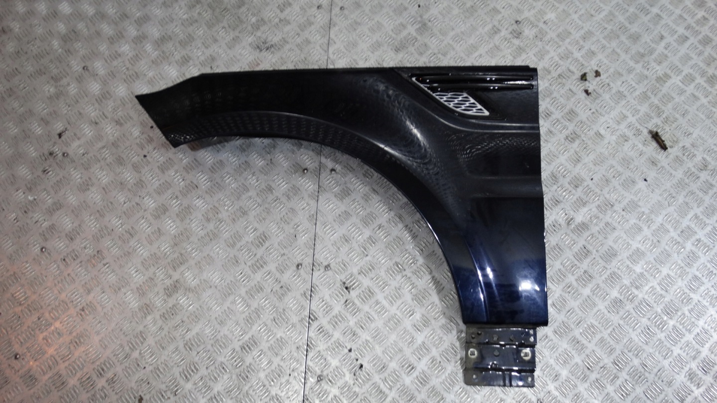 IDEALNY KPL.fender left RANGE ROVER SPORT L494 1