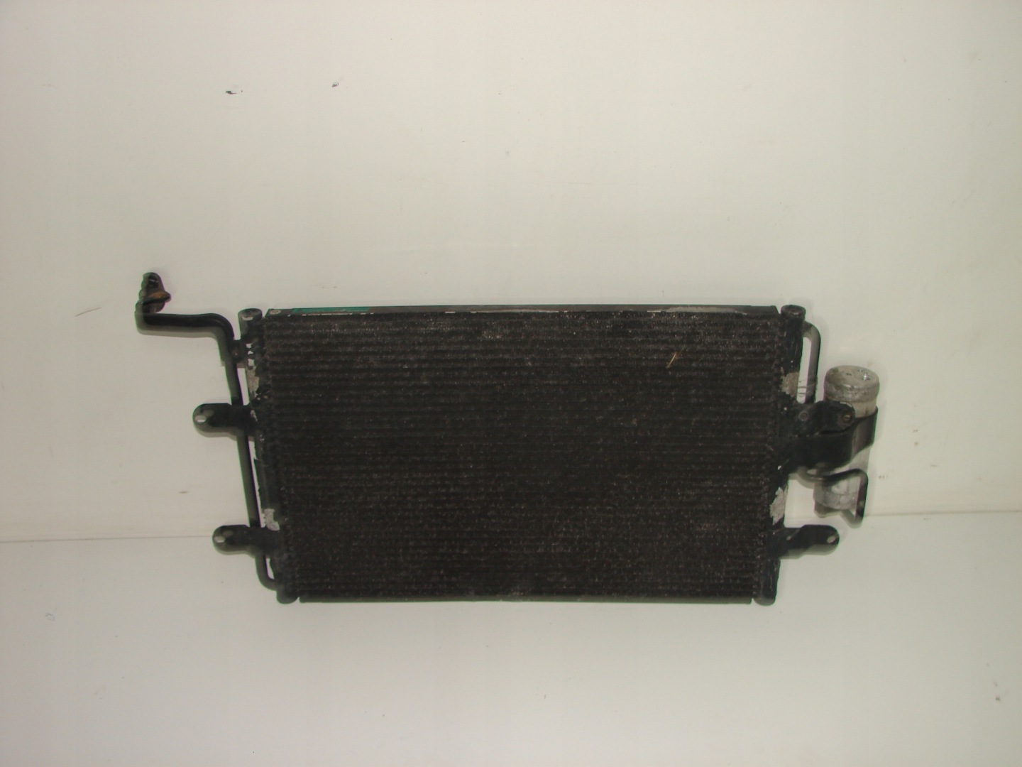 RADIATEUR CLIMATISATION AUDI A3 96- GOLF IV