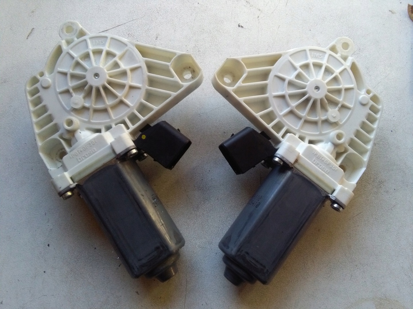 mini motor windows front R/L right left MERCEDES E COUPE W207 OE EU