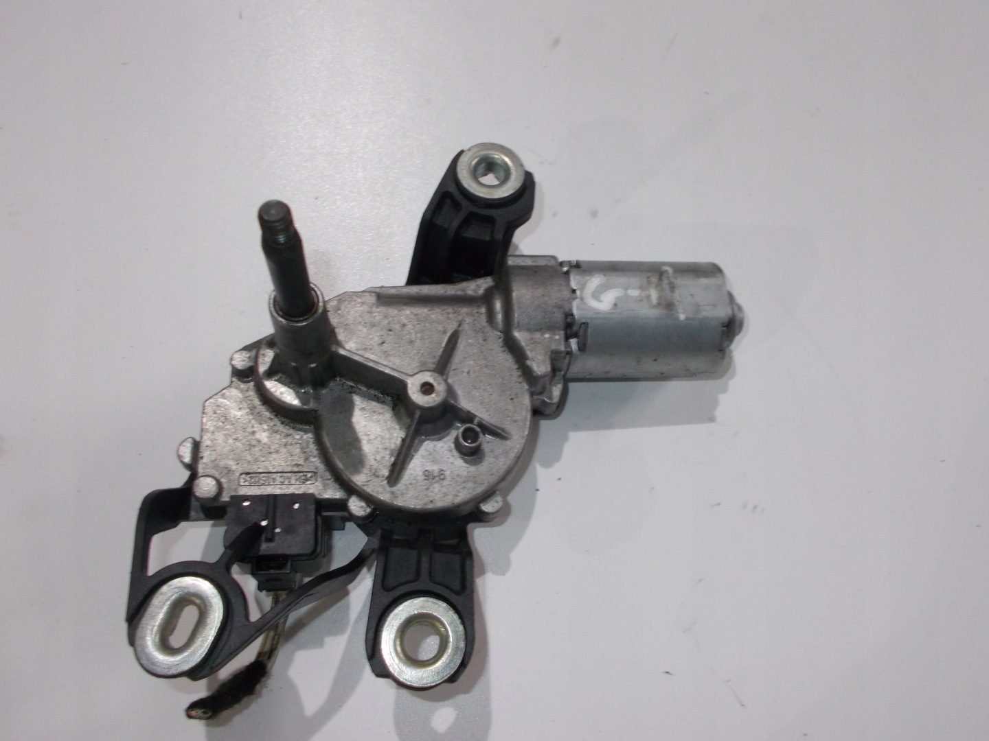 VW GOLF VI motor ablaktörlők far
