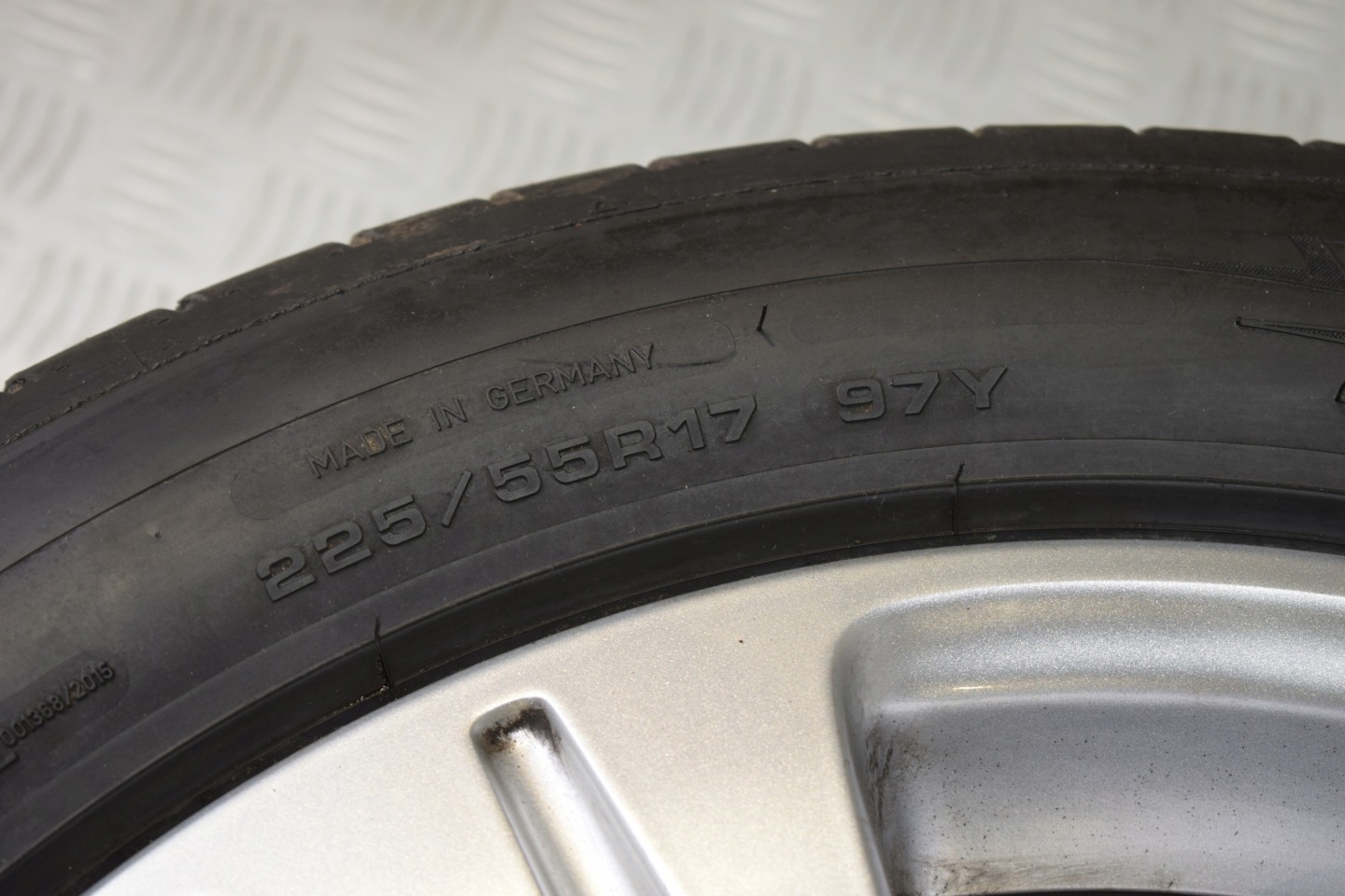 wheels discs disc 225/55 R17 E-class W213 2016