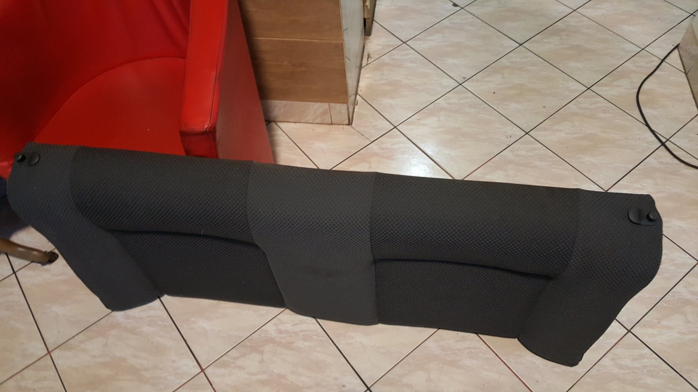 OPARCIE KANAPY heck hinten VW POLO 3 6N 00r. schwarzer MATERIAL