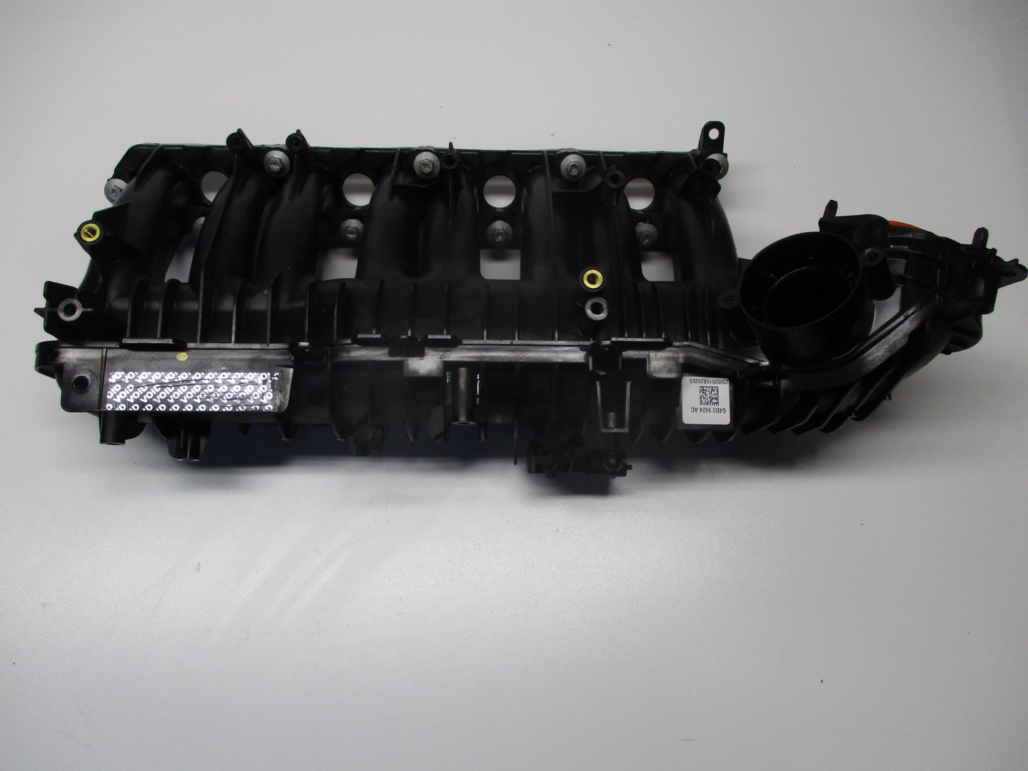 intake manifold JAGUAR F PACE 2,0D G4D3-9424-AC