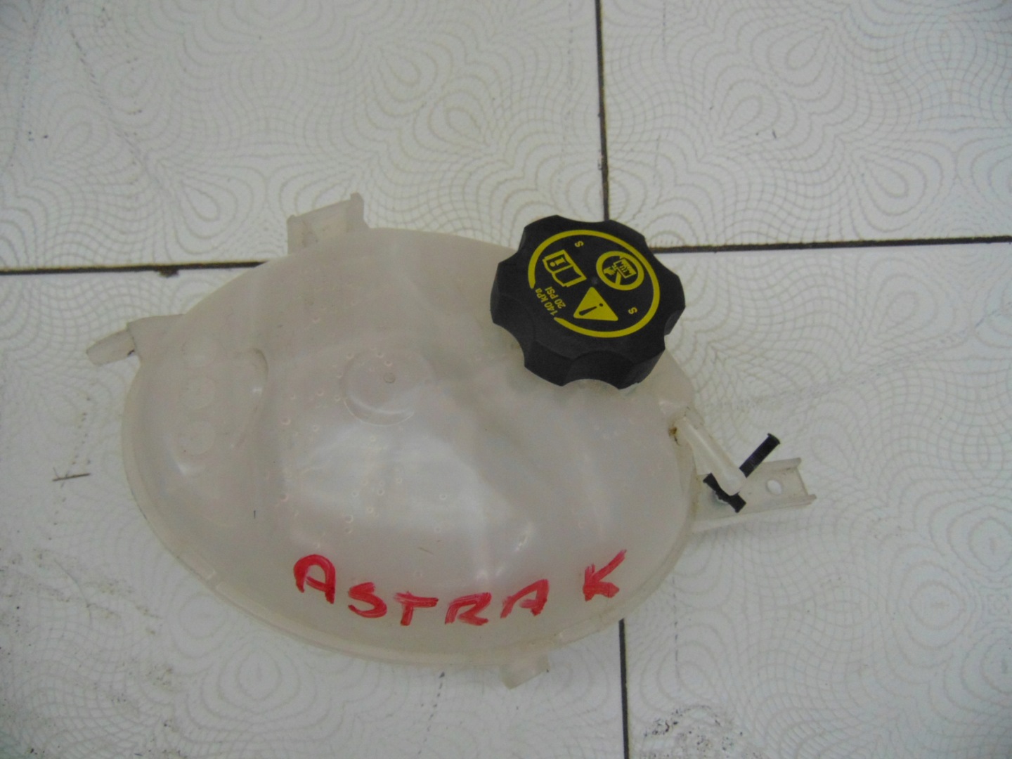 EKSPANZIONA POSUDA OPEL ASTRA V K 1.6D
