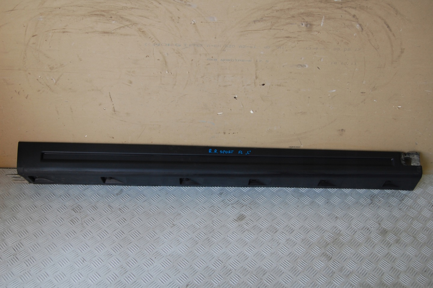 cap threshold threshold left RANGE ROVER SPORT LIFT