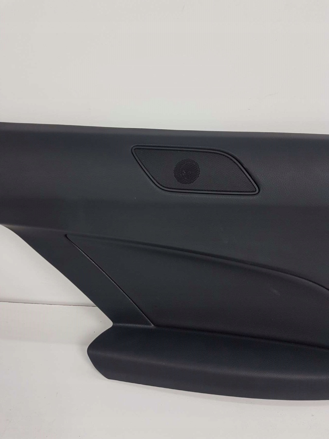 MERCEDES W204 COUPE LIFT side left rear part rear