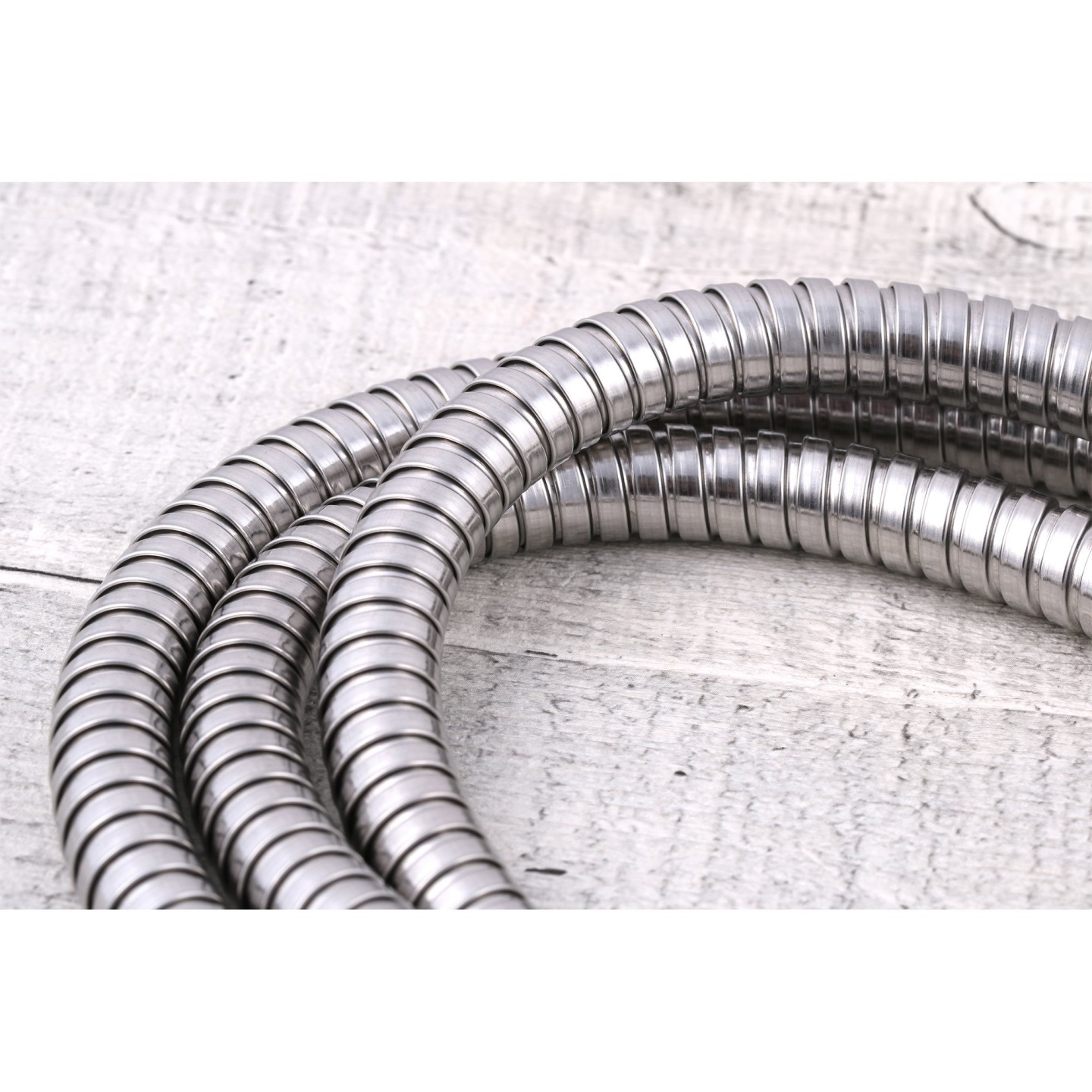 Душевой шланг-распылитель растягивается на 1,5-1,8 м купить в украине ...