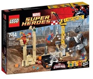 Stavebnice LEGO Super Heroes 76037 Rhino a Sandmanův útok